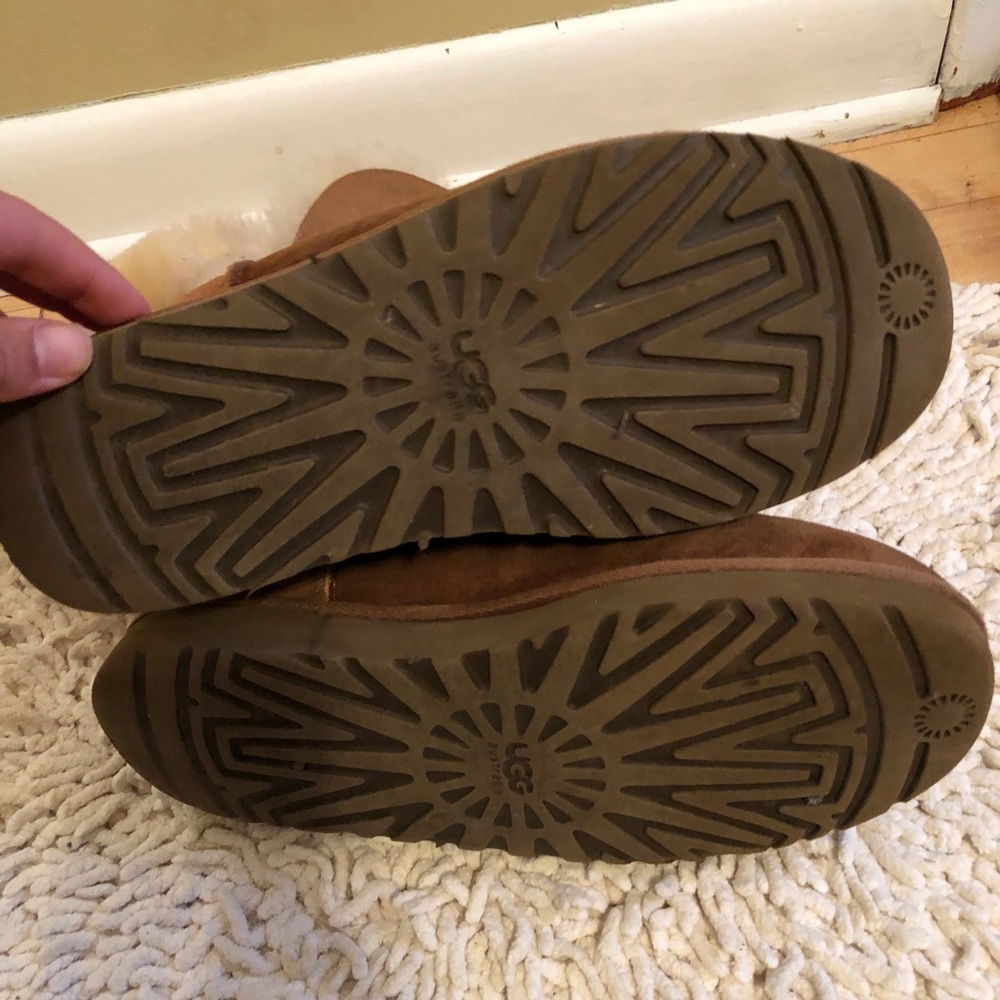 Ugg Bailey Button Chestnut - image 5